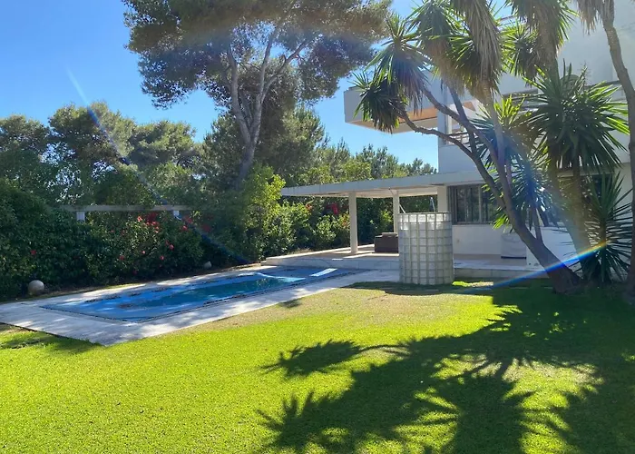 In Elviria, On The In Villa *