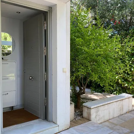 In Elviria, On The In