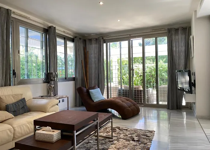 In Elviria, On The In *